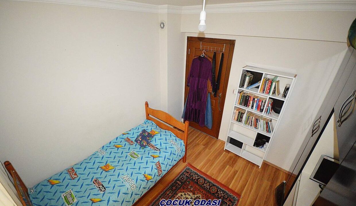 photo_5978725219587703189_y