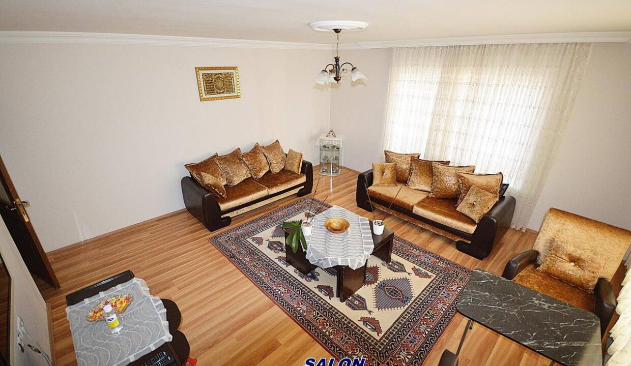 photo_5978725219587703206_y