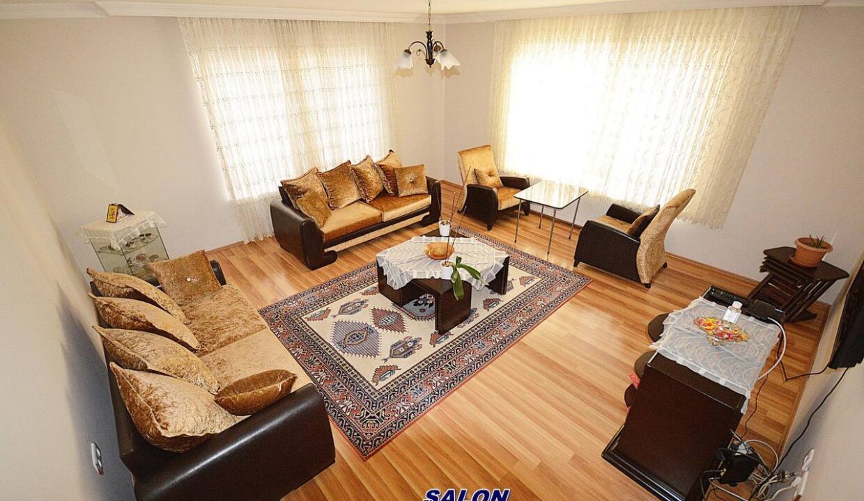 photo_5978725219587703207_y